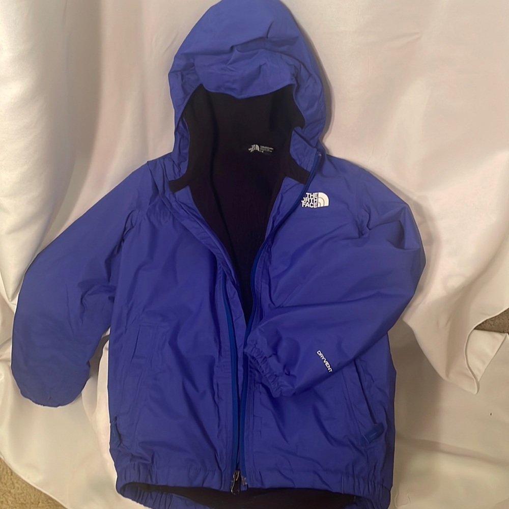 Size 6T North Face jacket!!!  Great for a boy or a girl!